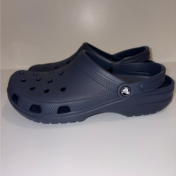Crocs Navy Clog Sandals Men's Size 11
New with Tags - Picture 1 of 5